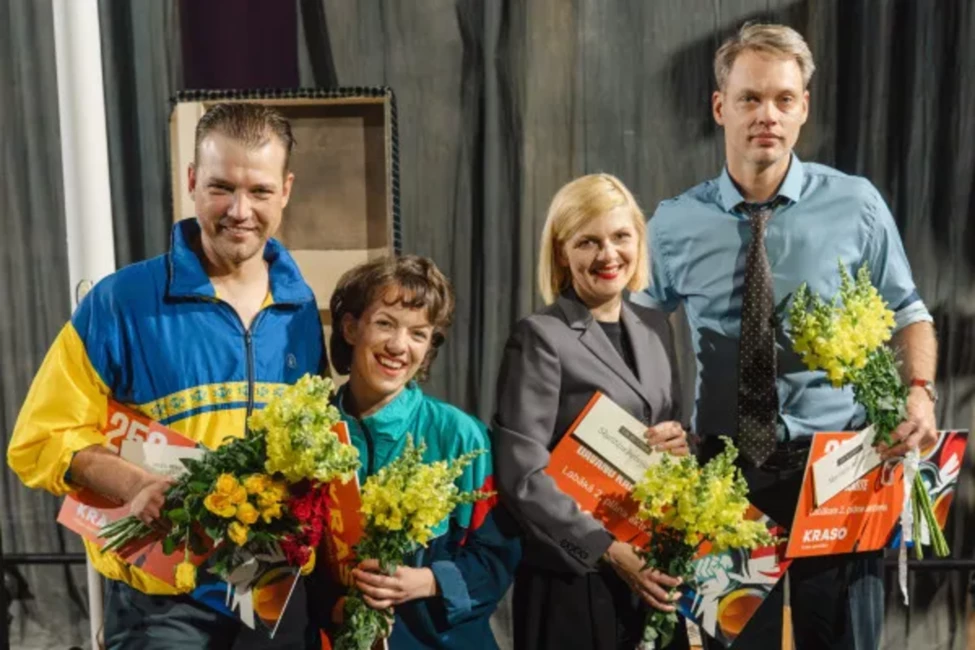 Liepājas Teātra 118. Sezonas Triumfs: Skatītāji Nosauc Iemīļotākos Aktierus un Izrādi