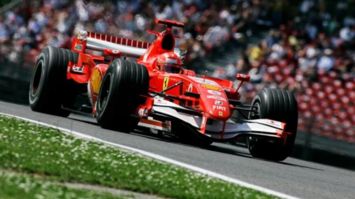 Norisa Triumfs Austrijā: "McLaren" Valda, Kamēr F1 Spriedze Pieaug