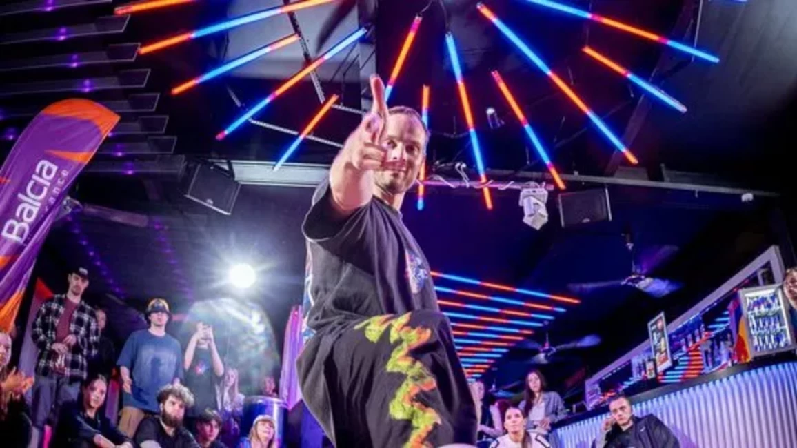 Noskaidroti "Red Bull Dance Your Style" Latvijas finālisti: ielu dejas talanti gatavi iekarot "Positivus" skatuvi un cīnīties par ceļazīmi uz Losandželosu