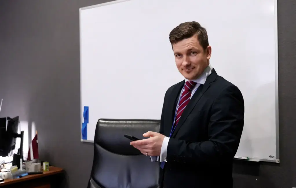 Plaša Politiskā Saskaņa Centrālajā Vēlēšanu Komisijā: Māris Zviedris Ievēlēts par CVK Priekšsēdētāju