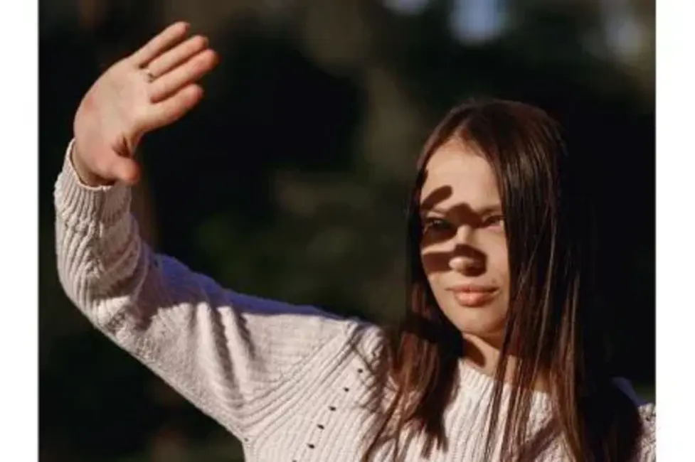 Rudens saules slēptās briesmas: mediķi kliedē mītus par SPF un D vitamīnu