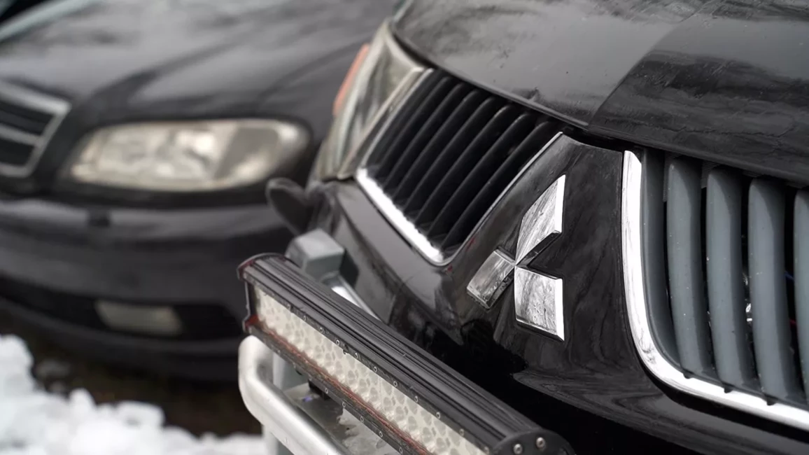 Šokējošs Pavērsiens Labdarībā: Biedrība "Tev" Pieprasa Samaksu par Dzērājšoferu Auto Transportu Ukrainai