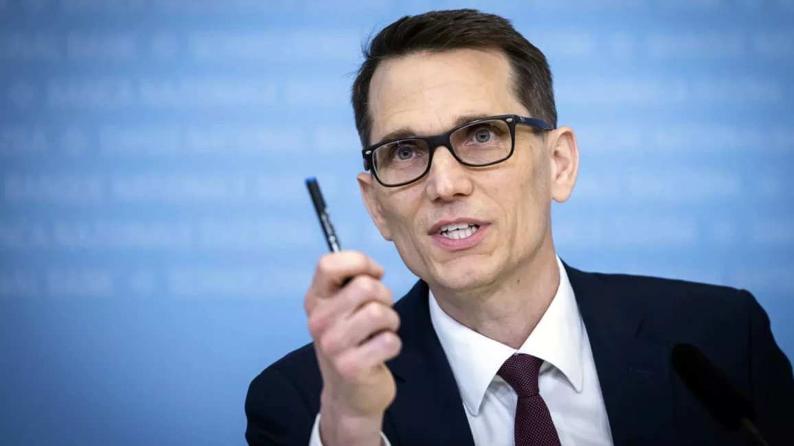 Šveices Centrālā Banka Samazina Galveno Likmi Līdz Nullei – Bažas un Prognozes