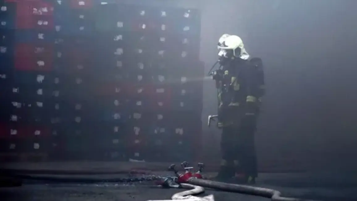 Tragēdija Dobeles novadā: ugunsgrēkā daudzdzīvokļu mājā gājuši bojā divi cilvēki