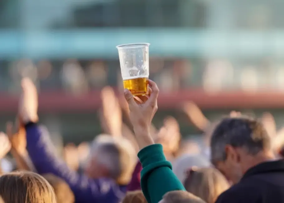 Vai jaunie alkohola aprites ierobežojumi maina Latvijas iedzīvotāju paradumus?