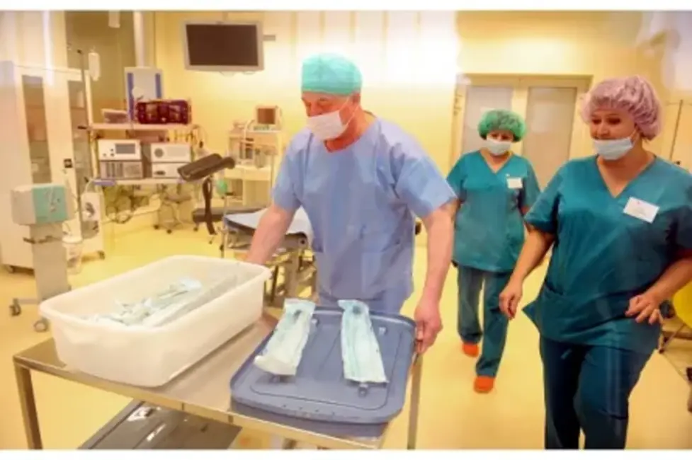 Veselības arodbiedrība norāda uz Valsts kontroles ziņojuma trūkumiem un kritizē darba samaksas politiku