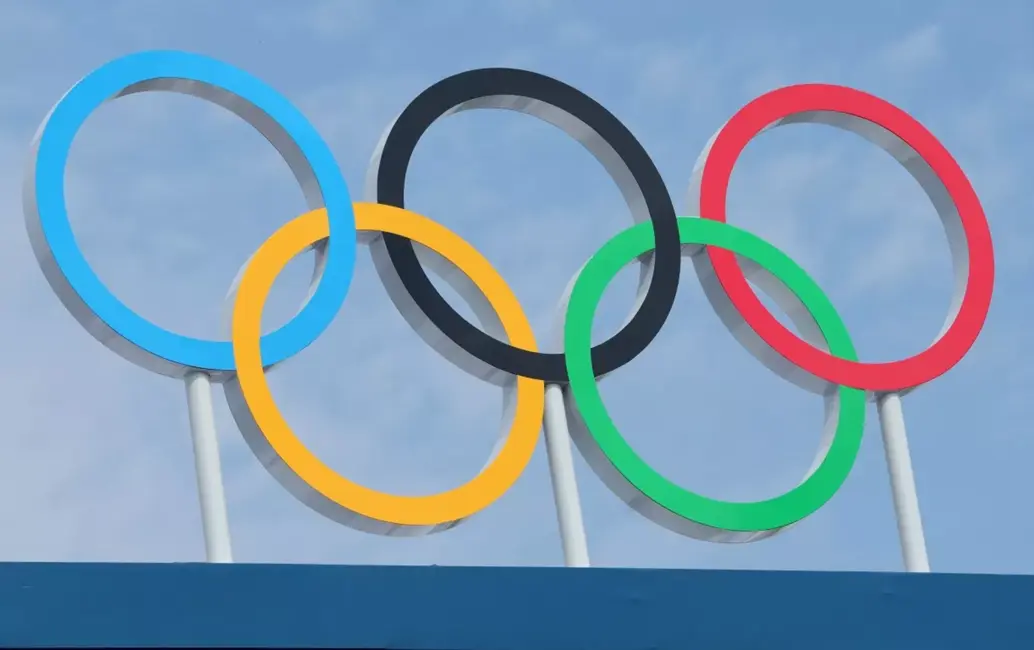 Vēsturisks Atgriezšanās Triumfs: NHL Zvaigznes Apstiprinātas 2026. Gada Olimpiskajām Spēlēm